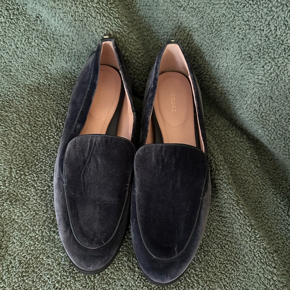 Taryn Rose Women's Bryn Velvet Loafer - Size 11